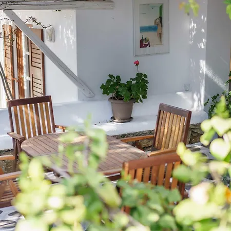 Dominique & Carlos Place